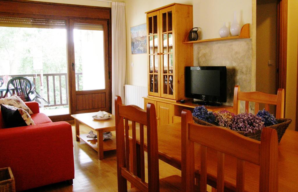 Apartamentos Rurales La Fuente Pesués Exterior foto