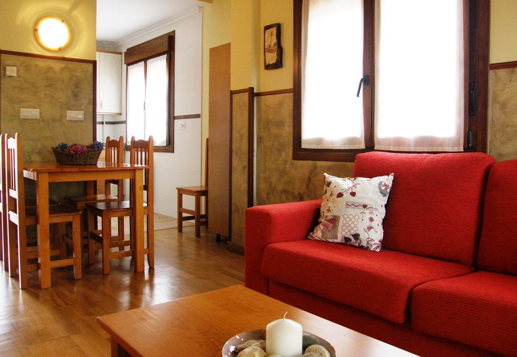 Apartamentos Rurales La Fuente Pesués Exterior foto