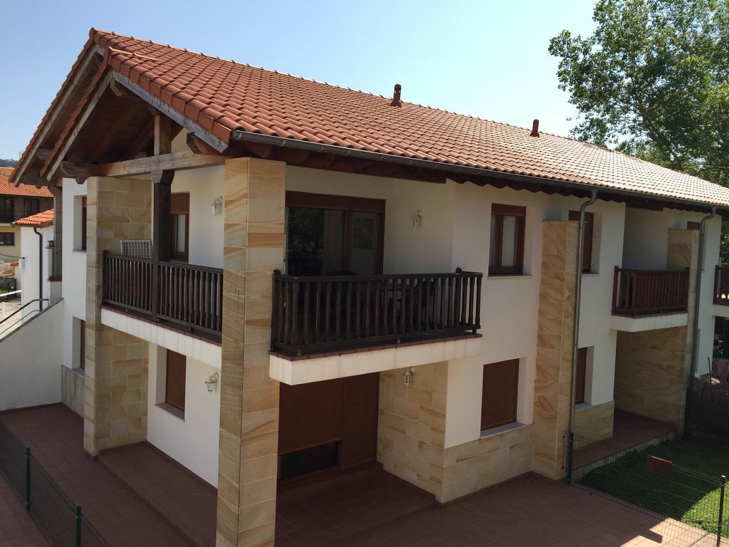 Apartamentos Rurales La Fuente Pesués Exterior foto